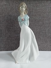 Nao By Lladro Truly In Love