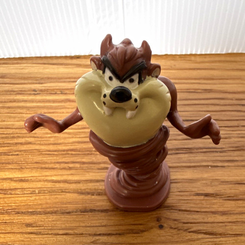 Warner bros looney tunes - warner, bros.