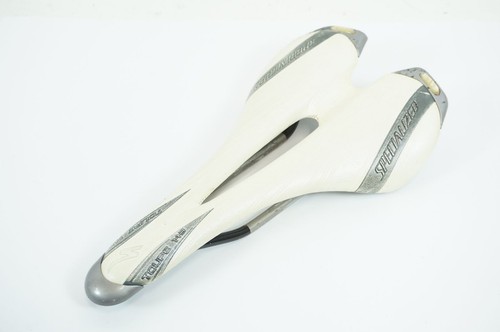 Specialized toupe saddle bike - specialized,