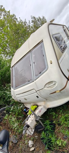 Genisis caravan breaking - genisis,