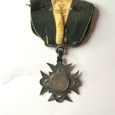 1908 Military Shooting Medal 1908 Hallmarked silver 10 grams 2.7 x 2.7 cm's