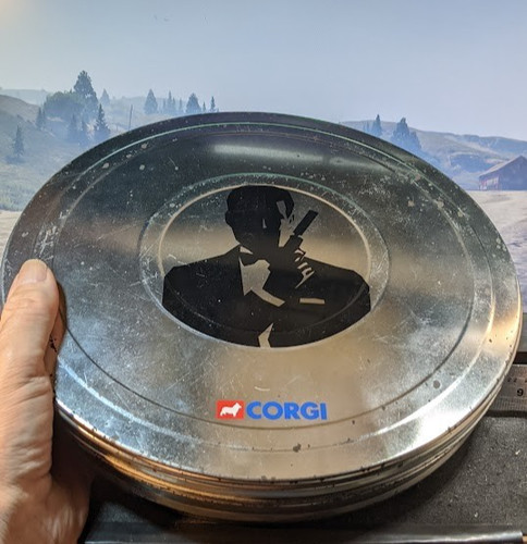 Corgi james bond vehicle - james,