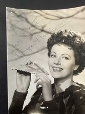 Alfred Hitchcock The Lady Vanishes MARGARET LOCKWOOD hand signed photo