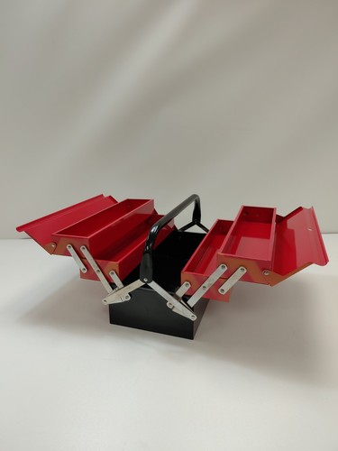 Metal tool box - tiers, trays