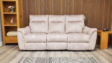 OAK FURNITURELAND 'ALDO' 3 SEATER SOFA WITH POWER RECLINERS (RRP £1,250)