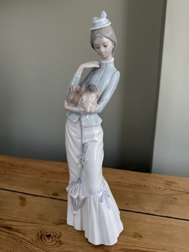 Vintage lladro lady with - lladro,