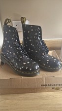 Dr Martens Womens/Teens Size 3