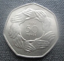 50p Ring of Hands EEC Fifty