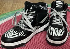 UK Size 3 Reebok x Heeley’s