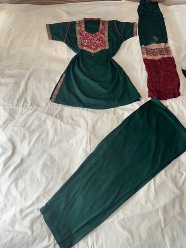 Women green salwar kameez - women's,