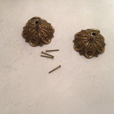 2  VINTAGE BRASS   CEILING ROSE.