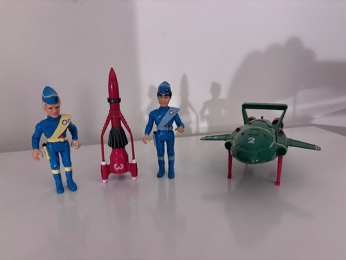 Thunderbirds toys bundle - thunderbirds, •