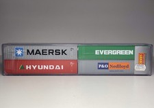 Hornby International HC8031 4x Intermodal 40’ Container Pack - HO Scale 1:87