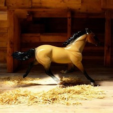 Breyer Stablemates Red Roan Standardbred | 1:32 Model Horses | #5412
