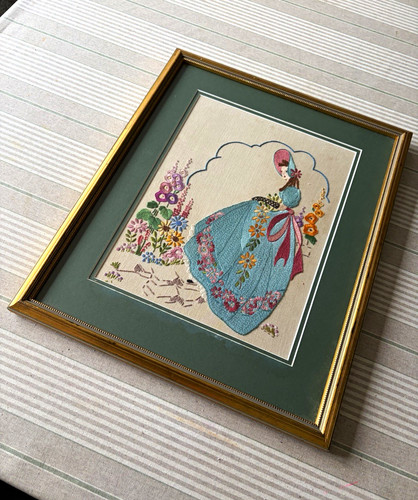 Vintage hand embroidered - ,