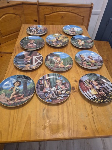 Hummel vintage plates set - plates,