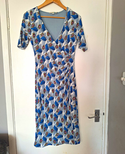 Boden blue floral wrap neck - blue, v-neck