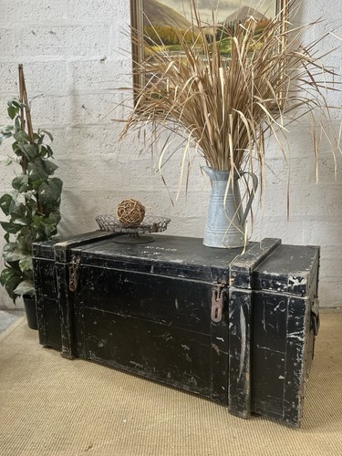 Beautiful antique solid wood - antique,