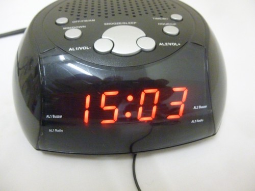 Tesco 106r digital clock - tesco,