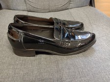 Clarks Cushion Plus black patent leather loafers/slip on shoes size 5.5/39