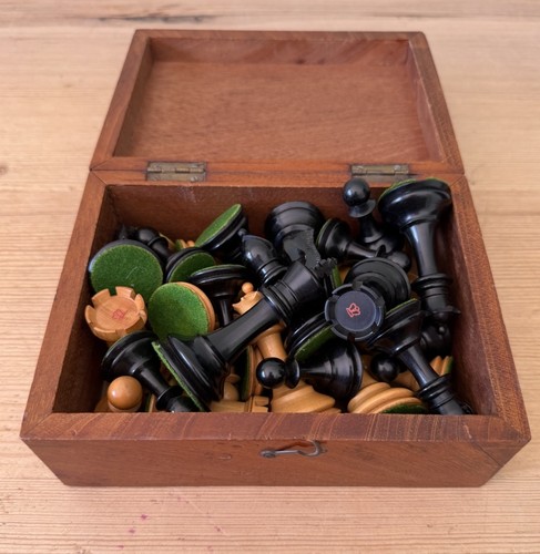 Antique vintage chess set - chess,