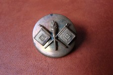 WW2 US Army screw-back collar badge