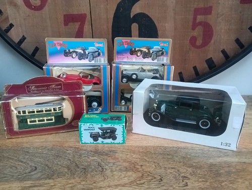Bundle boxed old - of,