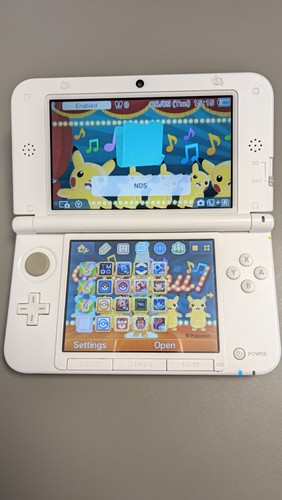 Nintendo 3ds console - 3ds, white