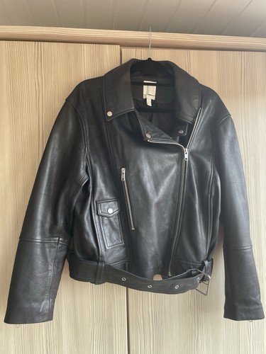 Brand new leather belted - new,