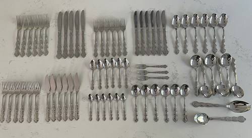 Vintage oneida mozart cutlery - oneida,