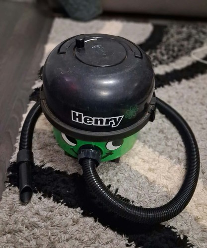 Numatic henry cylinder vacuum - numatic,