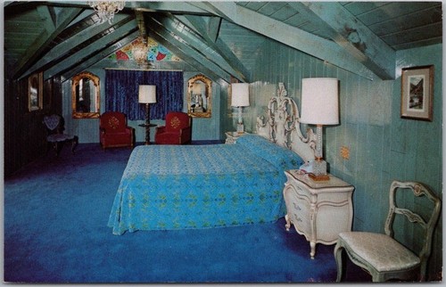C1960s madonna inn postcard - madonna,
