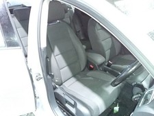FRONT SEAT RH VOLKSWAGEN GOLF
