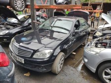 MERCEDES C200 SE CDI W204 SALOON 4DR 2007-2009 2.1 FRONT WIPER MOTOR