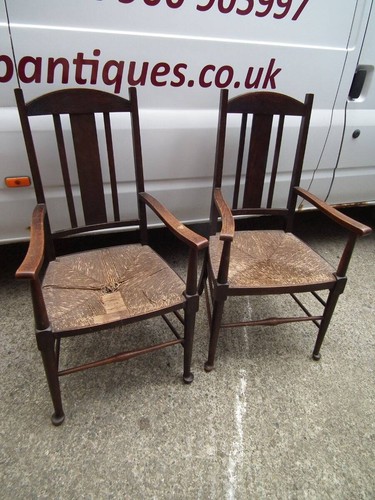 Solid oak victorian carver - x,