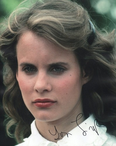 Lori singer signed photo - singer, (1)