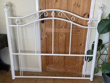 SHABBY CHIC METAL DOUBLE HEADBOARD ! WHITE METAL & CHINA FLORAL BAUBLES 54X50in