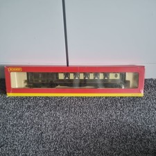 Hornby R4166 Pullman 2rd class