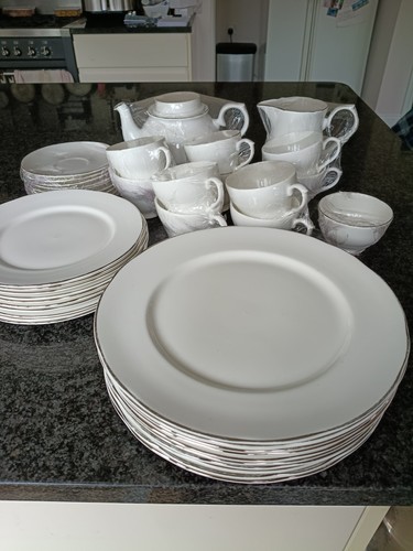 Crockery set pieces - crockery, pieces.