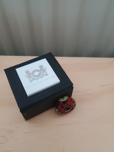 Red pod trollbead retired bead - red,