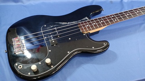 Tokai precision bass - -, type