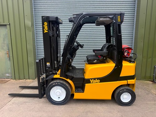 Forklift fork lift - forklift/fork, lift/forklift