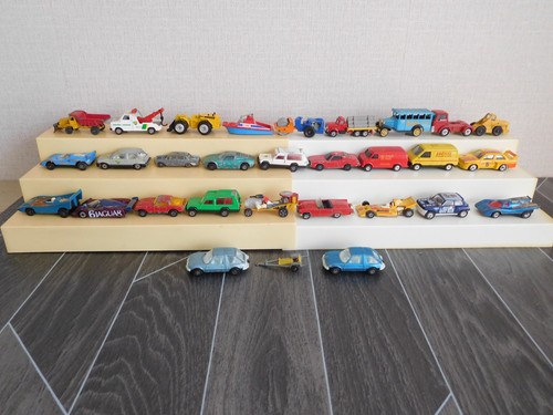 Job lot corgi juniors - job, juniors/husky
