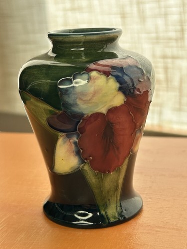 William moorcroft pottery - william,