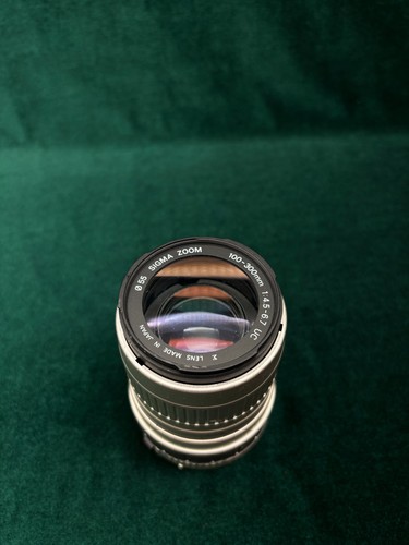 Sigma 100 300mm 6 - 100-300mm, f/4.5-6.7