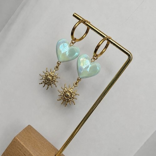 18k gold plated - opalite, heart