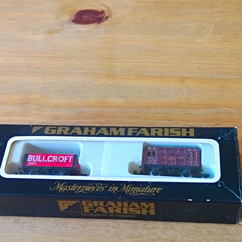 Graham farish gauge freight - farish,
