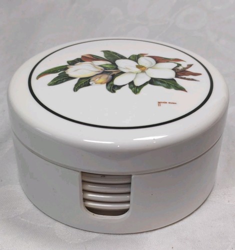 Cloverleaf magnolia coaster - cloverleaf,