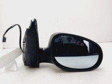 0735597947 door mirror right