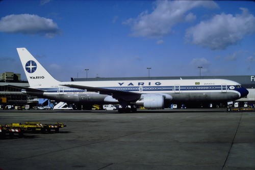 RC682_PP-VOL_VARIG_B767-341_FR
